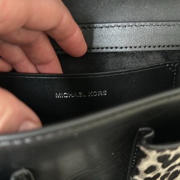 Michael Kors Colby Medium Leather & Calf Hair Leopard Print MK Shoulder Bag NEW - Picture 9 of 13